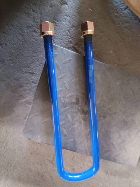 Rear spring-mounted horse bolt