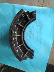 Brake shoe and lining assembly