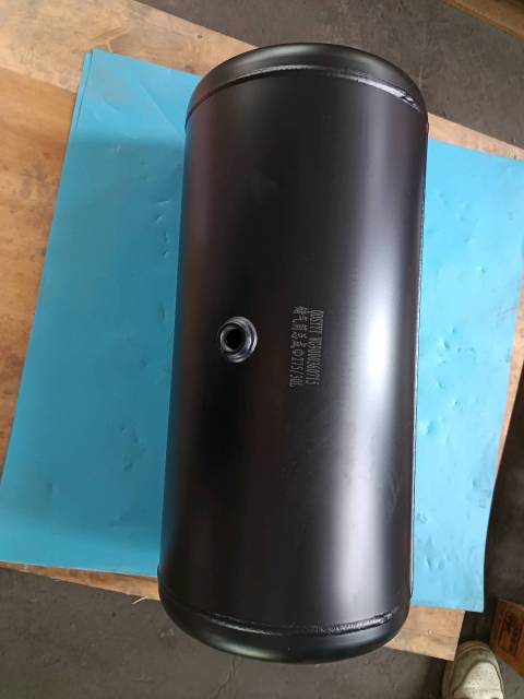 Air storage cylinder assembly