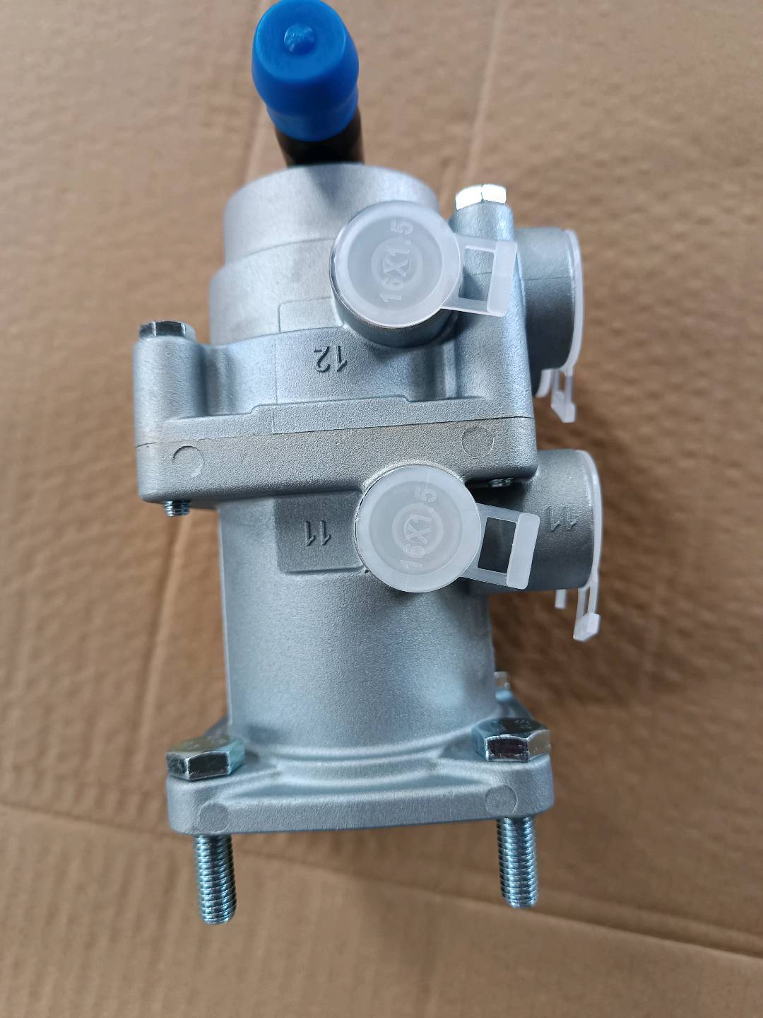 Brake main valve