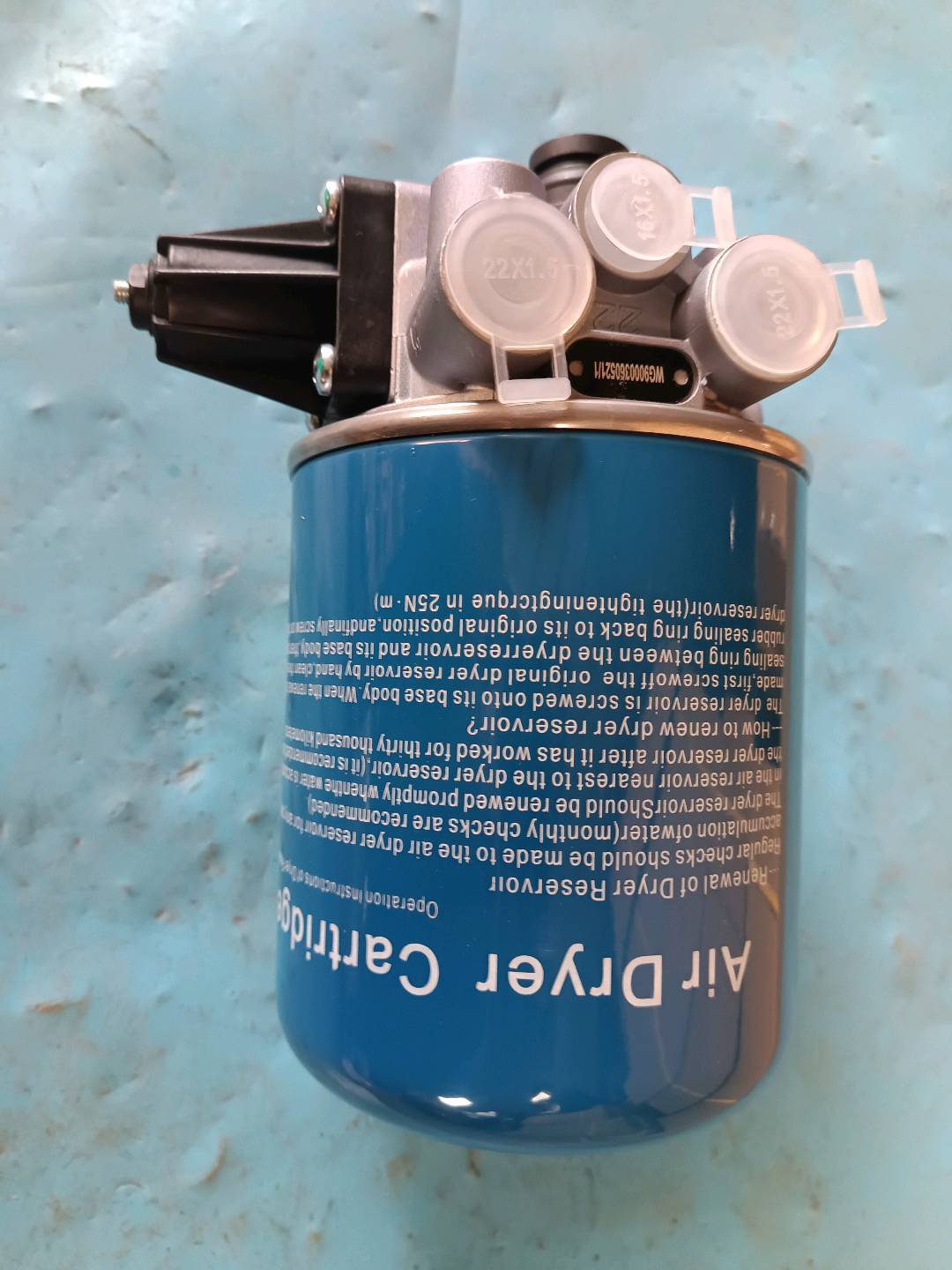 Air dryer assembly