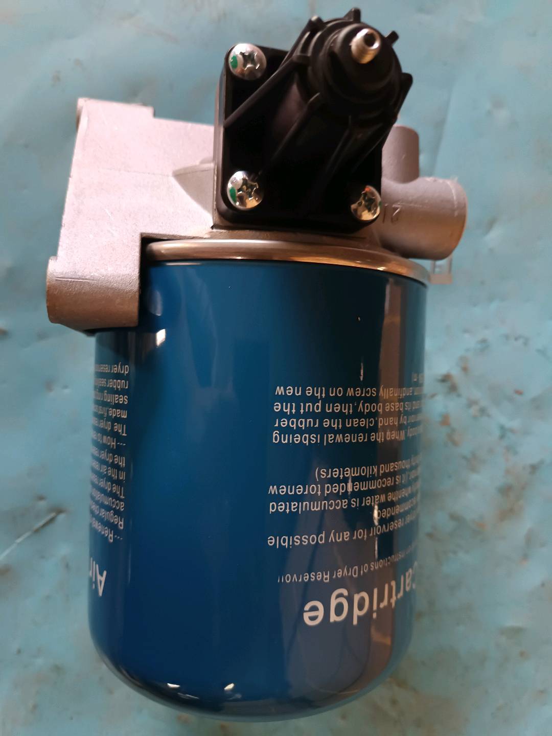Air dryer assembly
