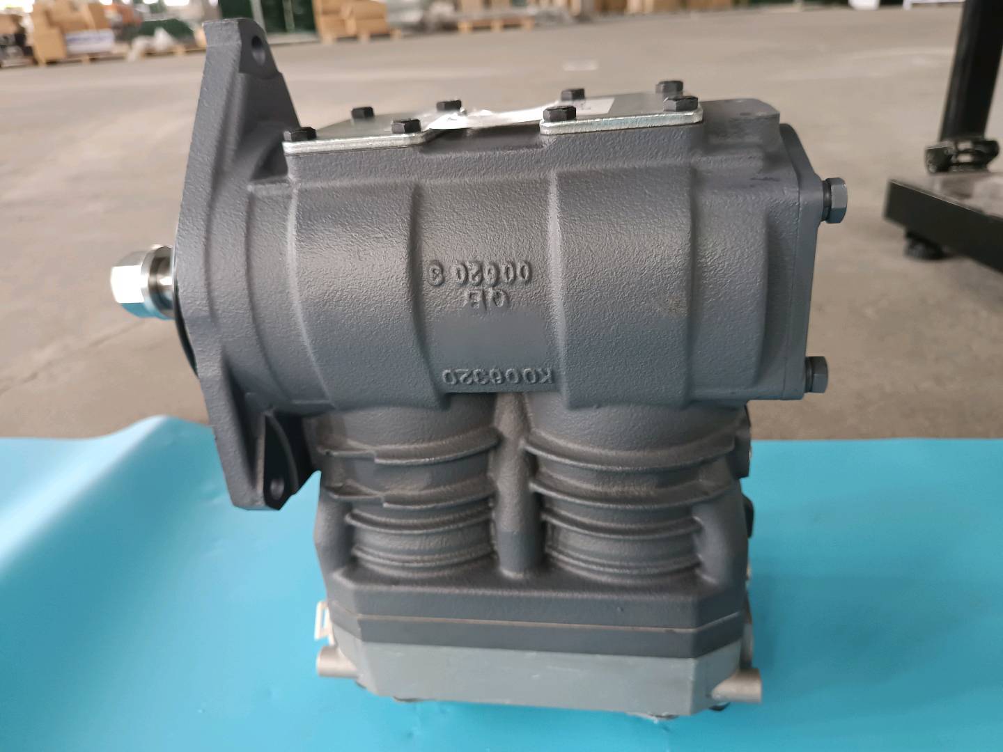 Air compressor assembly