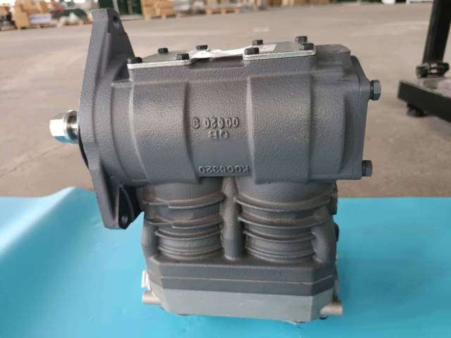 Air compressor assembly