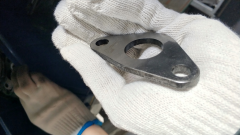 Lock plate, retaining plate