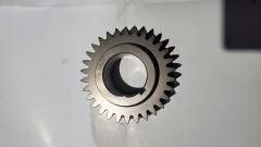 Intermediate shaft four-speed gear