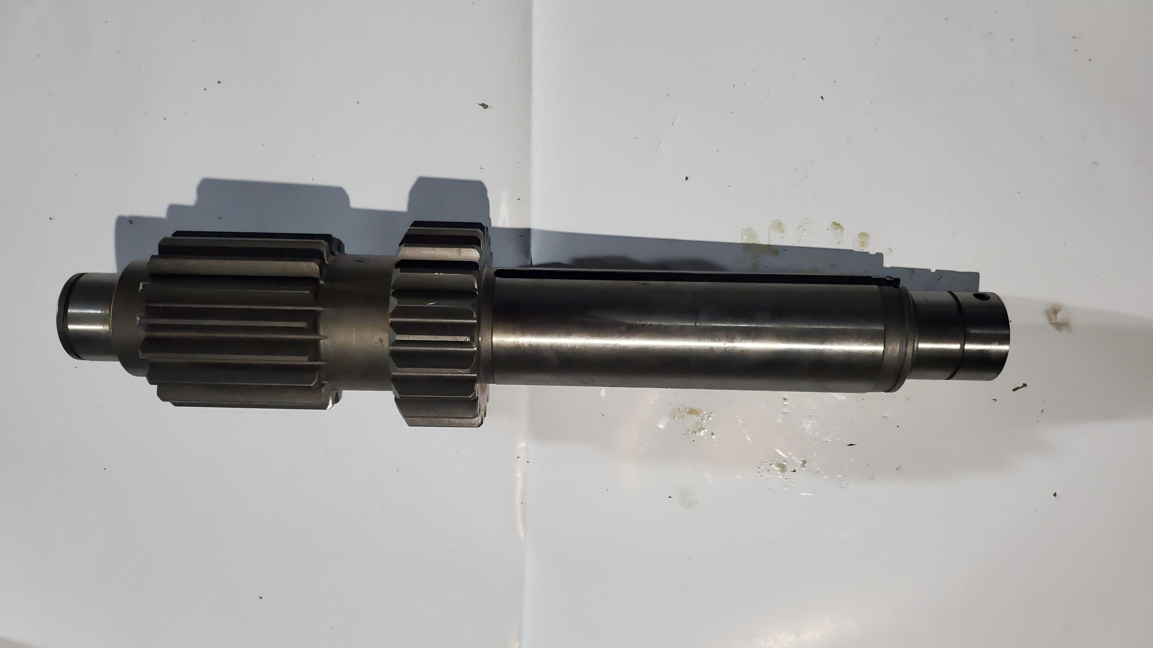Secondary axle (left)