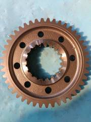 Reverse gear of the main shaft