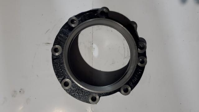 Output shaft rear end cover