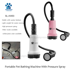 Sistema portatile per il bagno degli animali domestici con getto a pressione