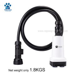 Sistema portatile per il bagno degli animali domestici con getto a pressione