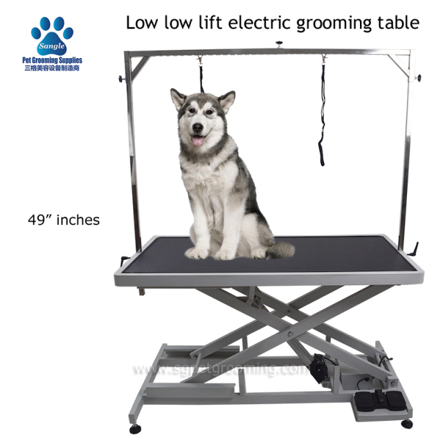 49-calowy niski stół pielęgnacyjny z podnośnikiem elektrycznym