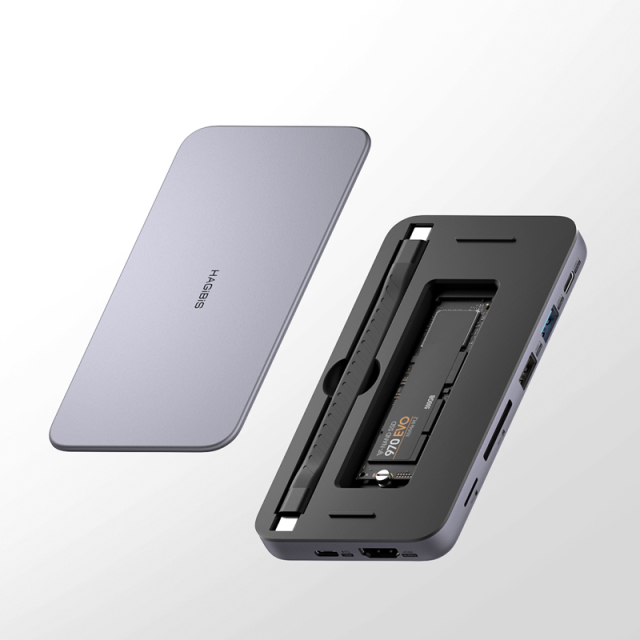 USB-C Hub with M.2 SSD Enclosure