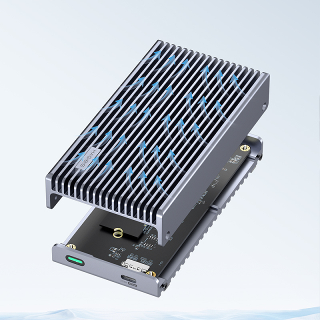 USB4 NVMe SSD Enclosure