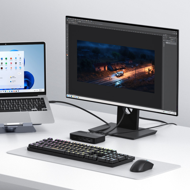 USB-C KVM Switch Hub