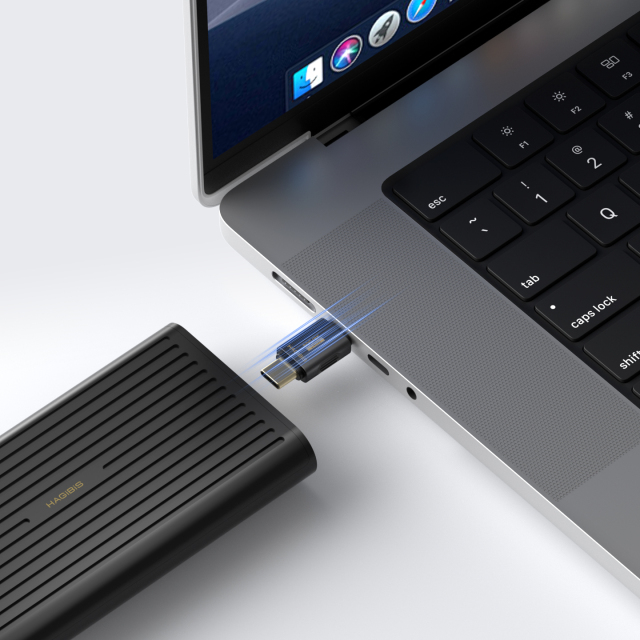 USB-C Male to Male Adapter