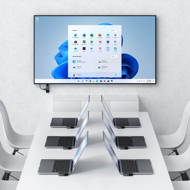 Magnetic Storage Wireless USB-C Transmitter and Receiver