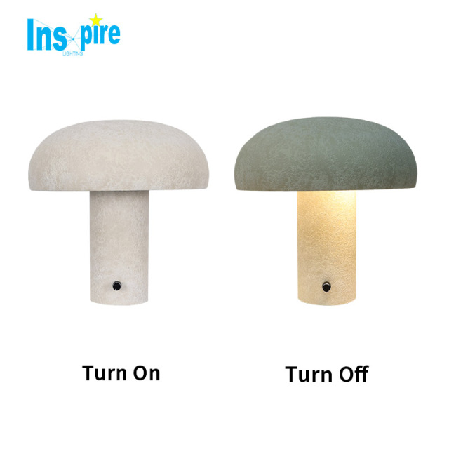 Modern Eye protection Creative LED Desk Lamp Nordic Hotel Bedside Decorative Metal Mushroom Table Lamps for Bedroom