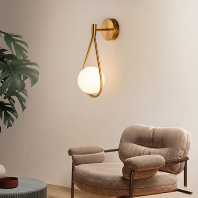 Modern  Metal Brass E27 Single Globe Indoor Lighting Hotel Interior Bedroom LED Wall Lamp