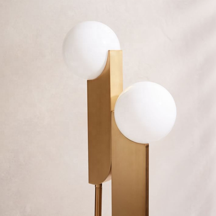 Nordic Hotel Golden Metal Frame Decorative Lighting LED Modern Standing Floor Lamp for Living Room Decor