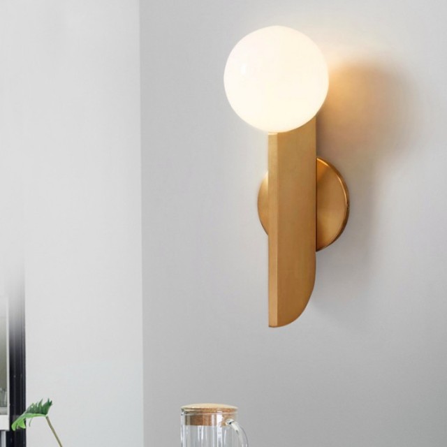 Decorative Gold Metal Brass Finish Modern Single Globe Indoor Hotel Interior Sconce Bedroom LED Wall Lamp