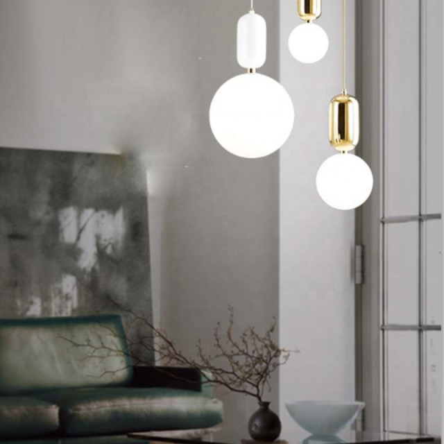 Hotel Farmhouse Ceiling Modern White Creative Glass Ball Bulb Shape Chandelier Pendant Light for Living Room Kitchen Island