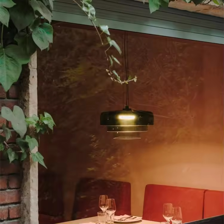 Creative Round Glass LED Hanging Lamp Nordic Designer Restaurant Decoration Glass Pendant Lamp for Dining Room