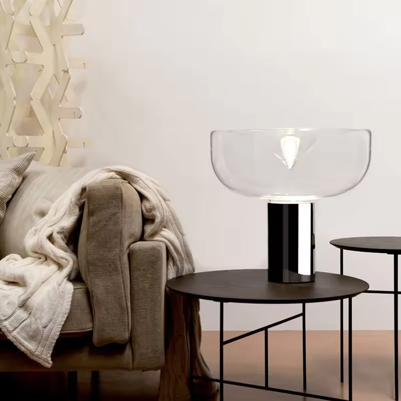 Nordic Modern Creative Table Lamp Bedroom Bedside Hotel Luxury  Decorative Metal Base Desk Glass Table Lamp