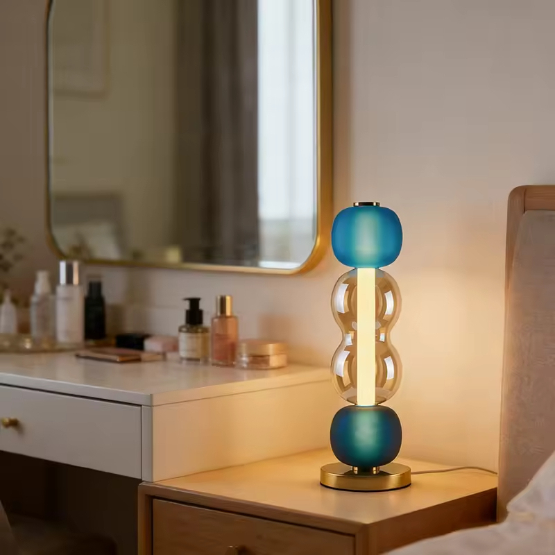 Modern Hotel Indoor Art Table Light Desk Lamp Glass Light Luxury Decorative Table Lamp for Reading Room Bedside Living Room