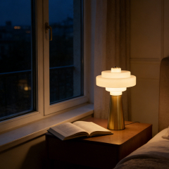 Modern LED Gold Metal Table Lamp Bedroom Bar Home Decorative Creative Golden Table Light for Living Room Bedside