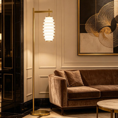 Nordic Minimalist Metal Floor Lamp Living Room Sofa Side Metal Glass Standing Floor Lamp for Bedside