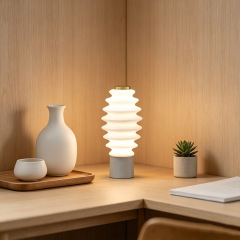 Nordic Modern Creative Table Lamp Simple Luxury Glass Reading Lamp for Living Room Bedroom Bedside Study Decoration Desk Lamp