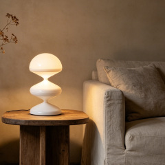 Nordic Art Design Table Light Hotel Bedside Living Room Sofa Side Acrylic Small Reading Table Lamp for Indoor decorative