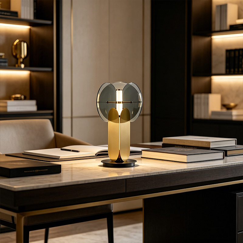 Nordic Luxury Desk Table Light Hotel Living Room Bedroom Study Decorative Glass Lampshade Gold Metal Table Lamp