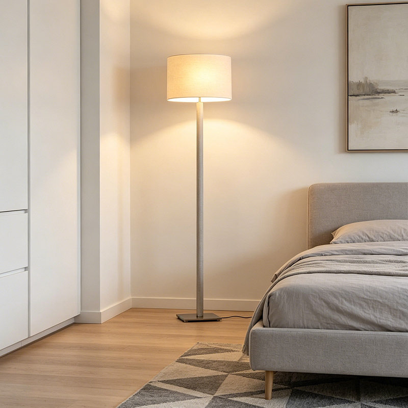 Minimalist Hotel Decor Floor Light Living Room Decor Vertical Fabric Lampshade Bedside Floor Standing Lamp