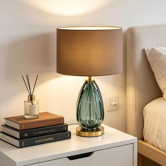 Luxury Indoor Decorative Fabric Lamp Shade Glass Table Lamp for Bedroom