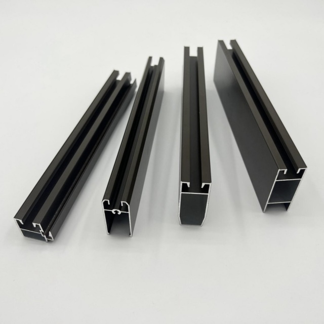 China Aluminum Extrusion Profiles for Windows Doors Suppliers to South Africa