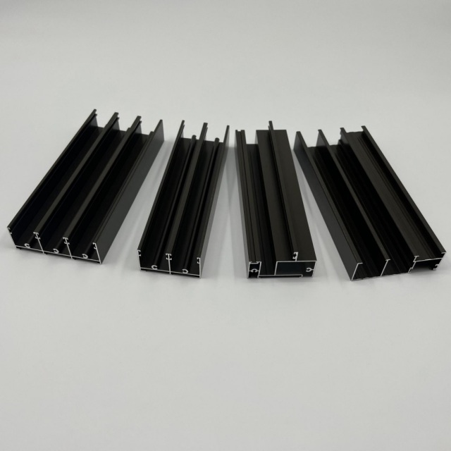 China Aluminum Extrusion Profiles for Windows Doors Suppliers to South Africa