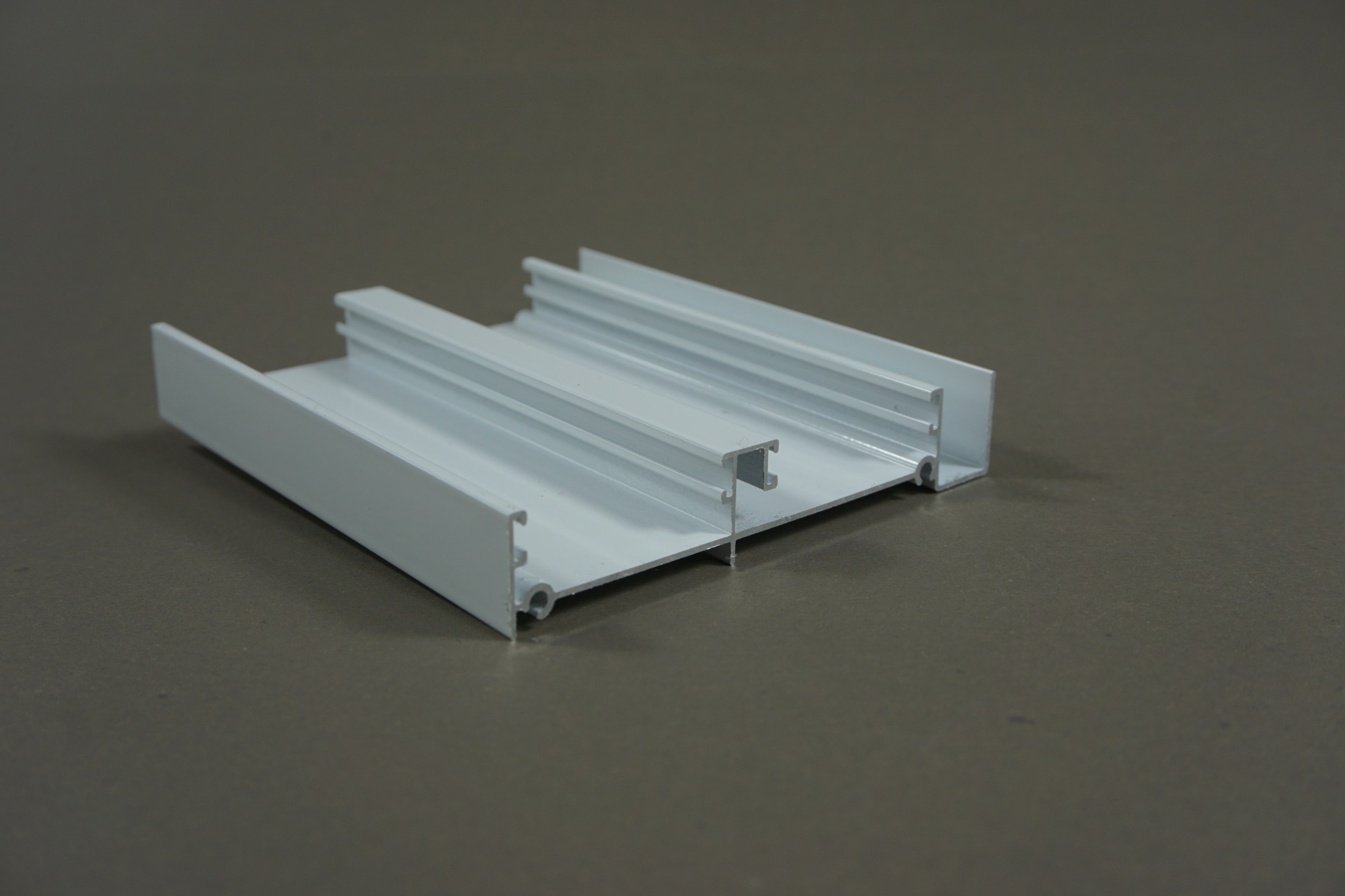 Dominican Market Aluminum Extrusion Profiles For Windows And Doors