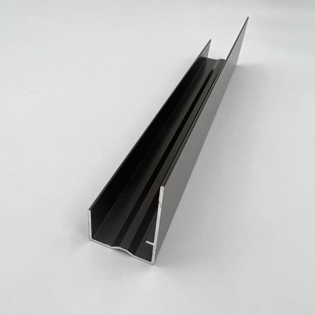 Powder Coated Aluminium Extrusions Profiles Section China to South Africa