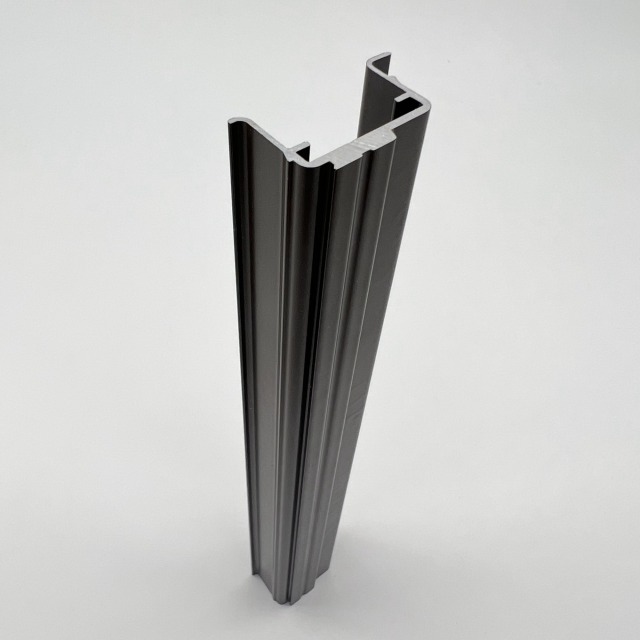 Powder Coated Aluminium Extrusions Profiles Section China to South Africa