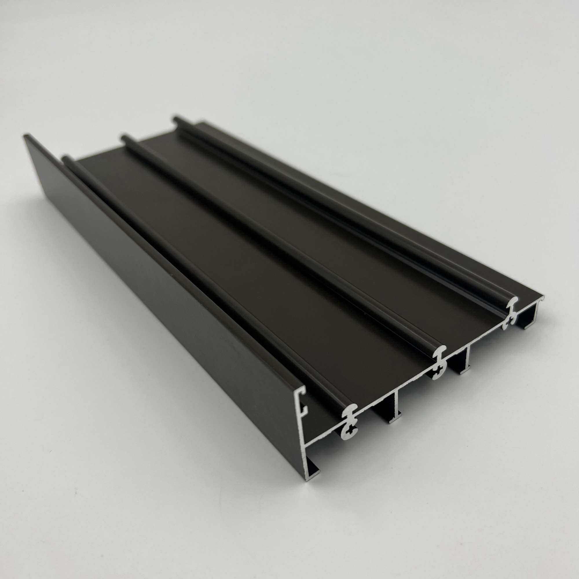 China Wholesale Price Aluminium Windows Doors Extruded Profiles to South Africa
