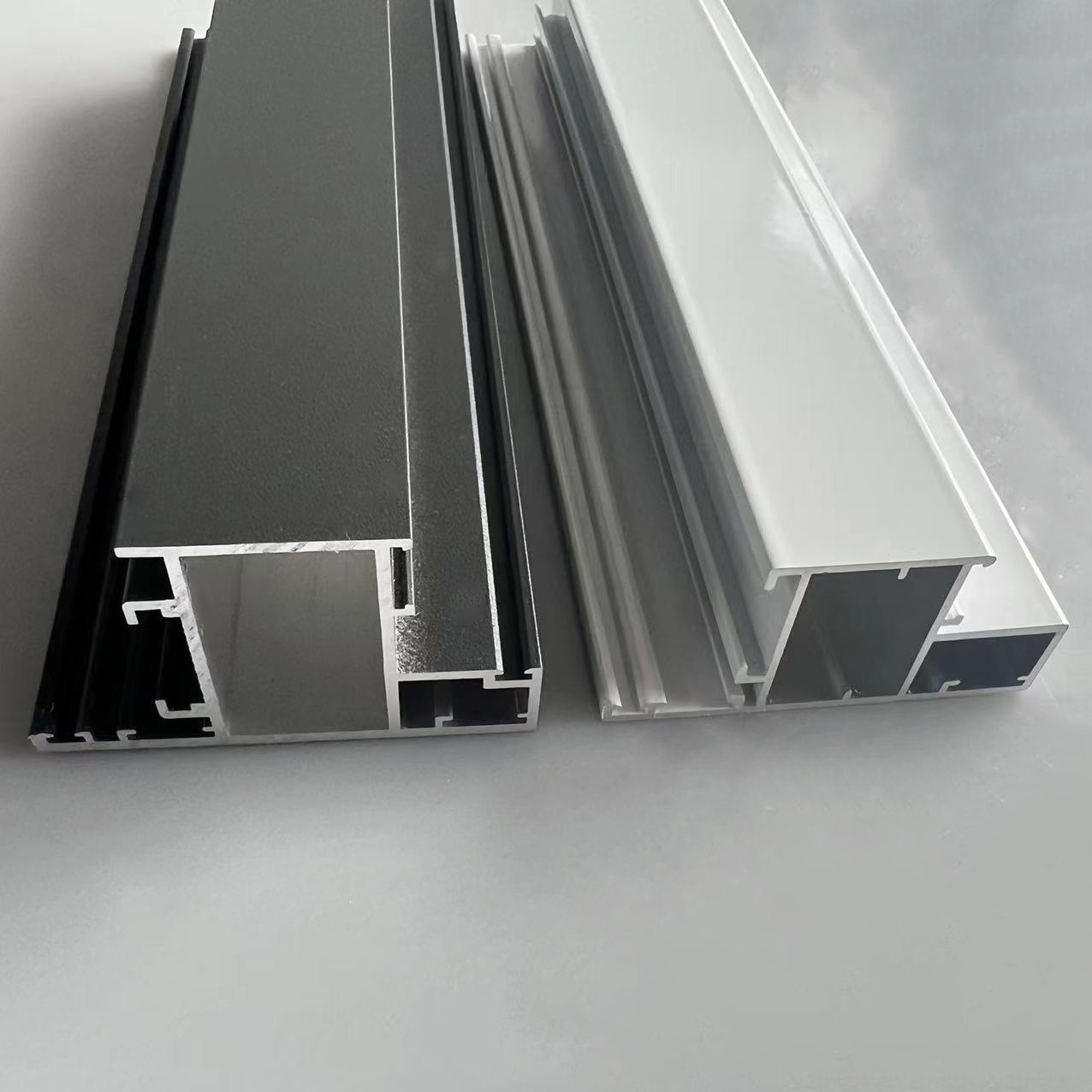 Custom Powder Coated Aluminum Window Extrusions Profiles from China to Thailand