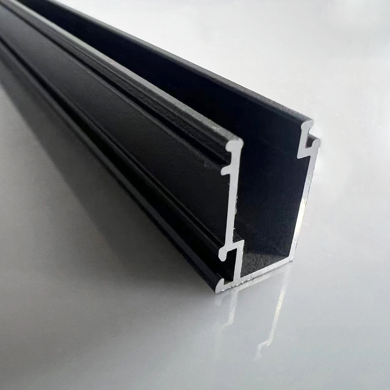 Thailand Market 6063 Powder Coated Aluminum For Doors And Windows