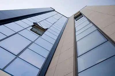 Outward-opening casement window