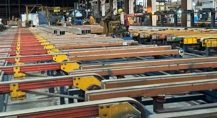 Fortune Aluminum Industry -Aluminum extrusion production workshop