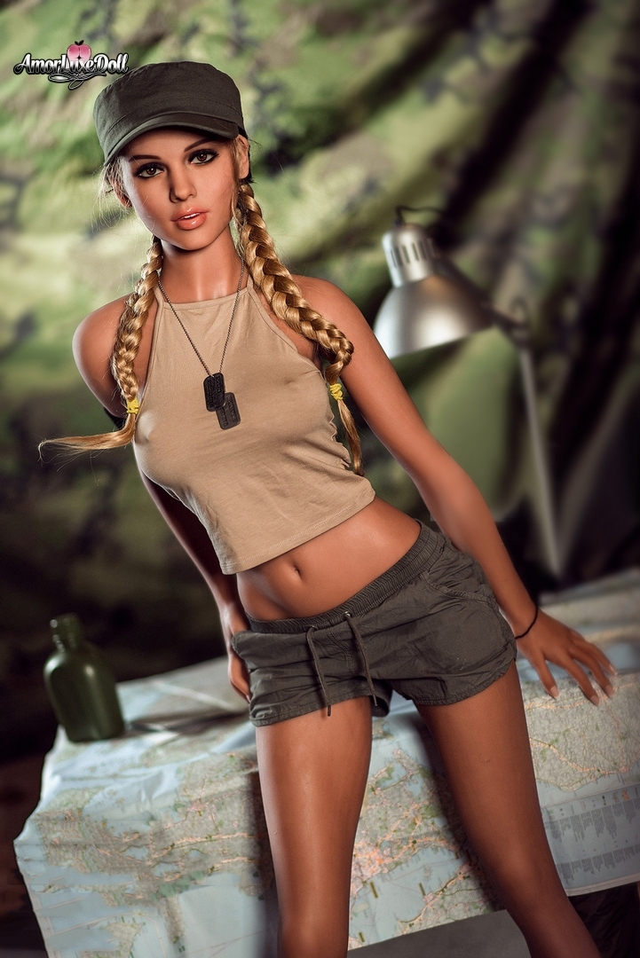 Barbara  5'2" (158cm)  TPE