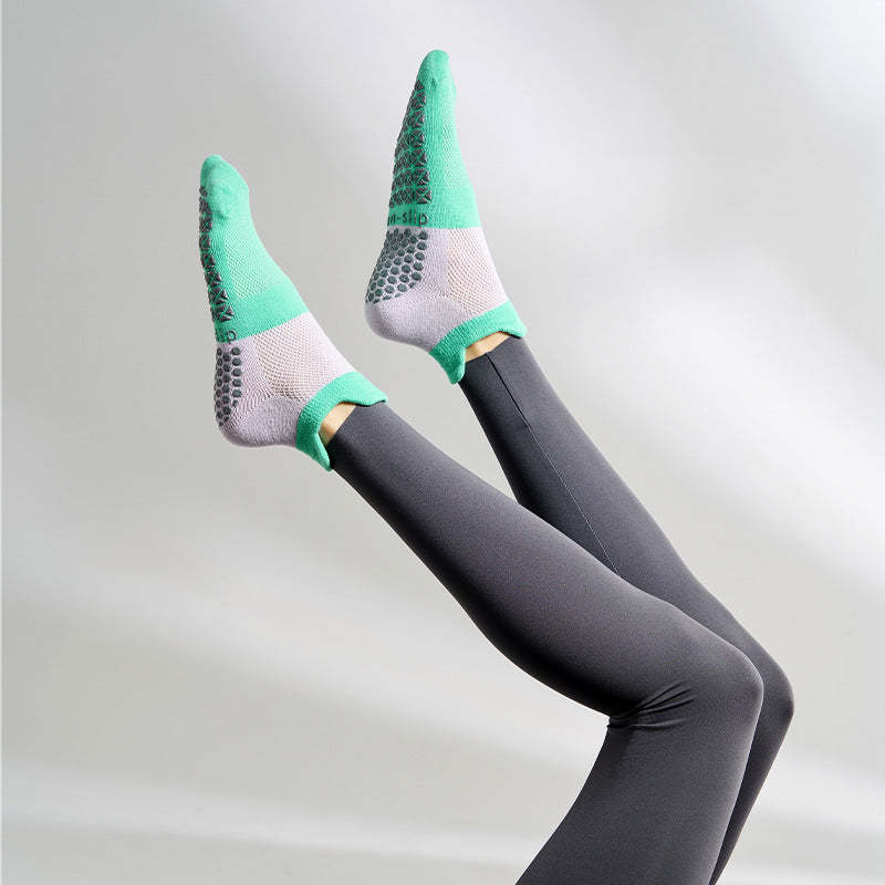 Low Cut Anti-Slip Grip Socks (Double-Tab)