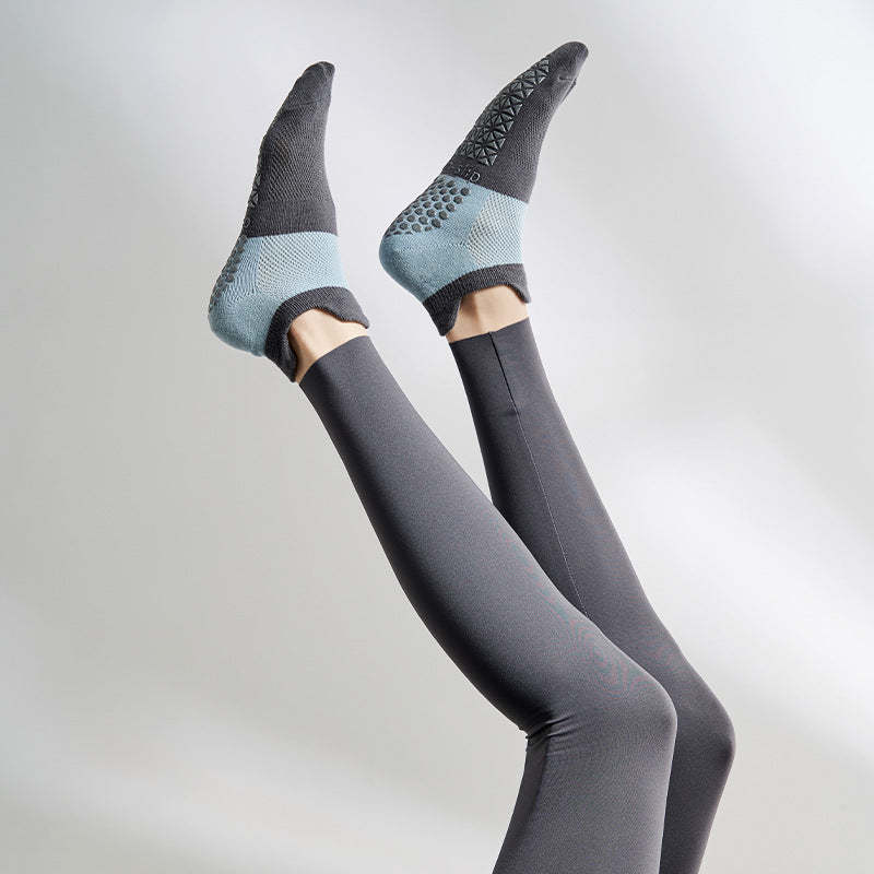 Low Cut Anti-Slip Grip Socks (Double-Tab)