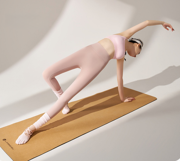 Non-Slip Yoga Socks with Toe Separators (Foldable Design)